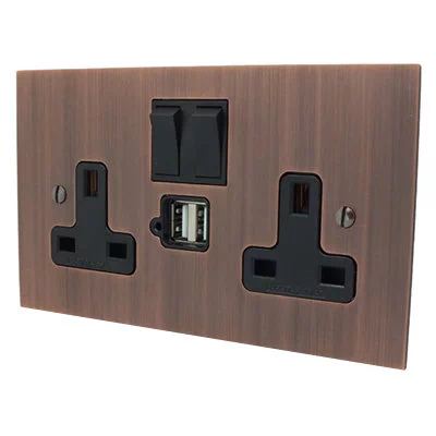 Heritage Flat Antique Copper Plug Socket with USB Charging
