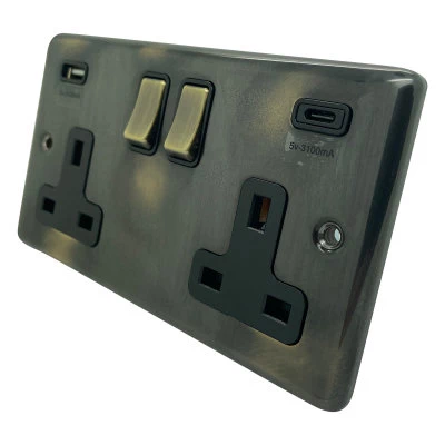 Classical Aged Aged Plug Socket with USB Charging