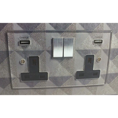 Crystal Clear (Bronze) Plug Socket with USB Charging