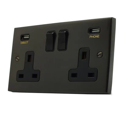Edwardian Classic Bronze Plug Socket with USB Charging