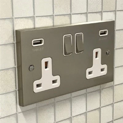 Edwardian Elite Satin Nickel Plug Socket with USB Charging