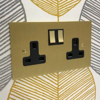 Executive Satin Brass Switched Plug Socket