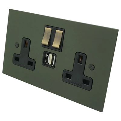 Heritage Flat Green Plug Socket with USB Charging