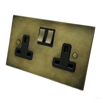 Heritage Flat Time Aged Brass Switched Plug Socket