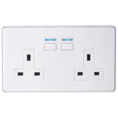 Lightwave Plug Socket (UK) White