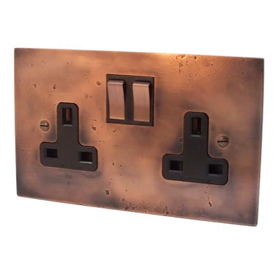 Natural Elements Natural Copper Switched Plug Socket