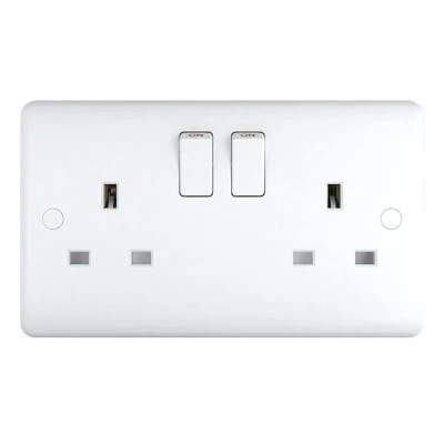Pure White Switched Plug Socket