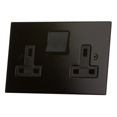 Seamless Square High Gloss Black Switched Plug Socket