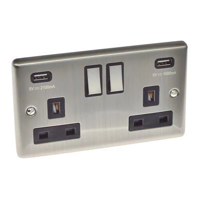 Warwick Brushed Chrome Plug Socket with USB Charging
