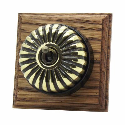 Vintage Dome (Metal) Fluted Antique Brass | Medium Oak Sockets & Switches