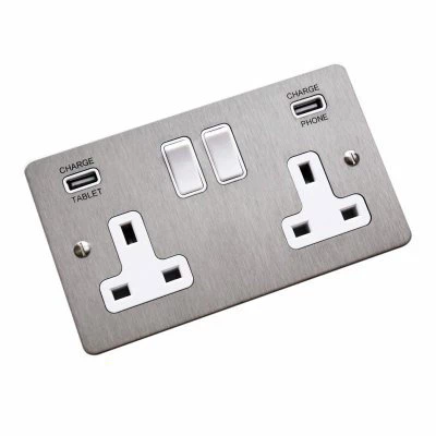 York Polished Brass Plug Socket with USB Charging