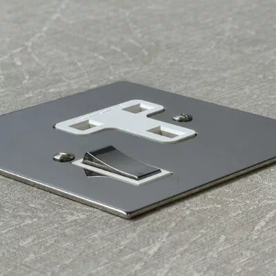 Executive Square Polished Nickel Profile