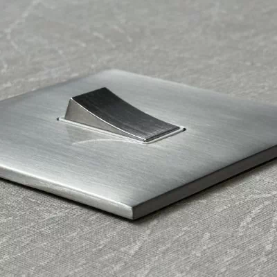 Screwless Square Satin Nickel Profile