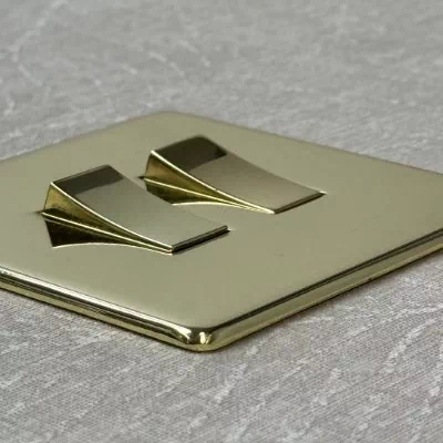 Screwless Supreme Polished Brass Profile